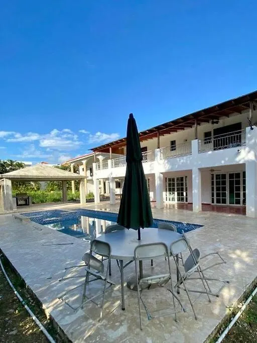 Villa Rosa: Modern Colonial Home With Pool フアン・ドリオ