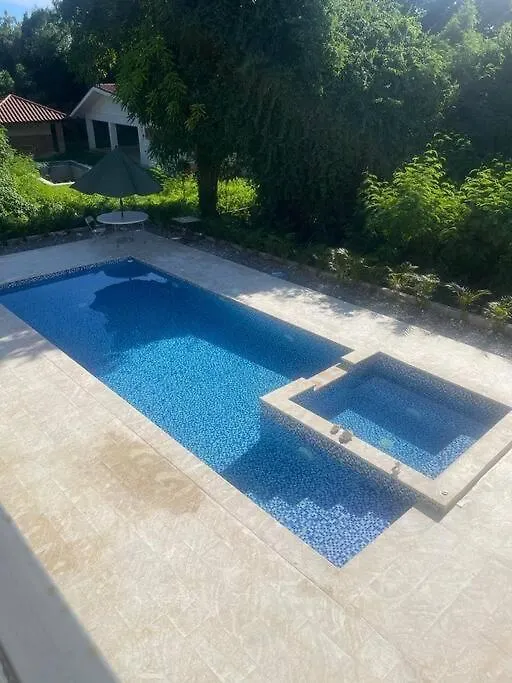 Villa Rosa: Modern Colonial Home With Pool フアン・ドリオ 0*,  ドミニカ共和国